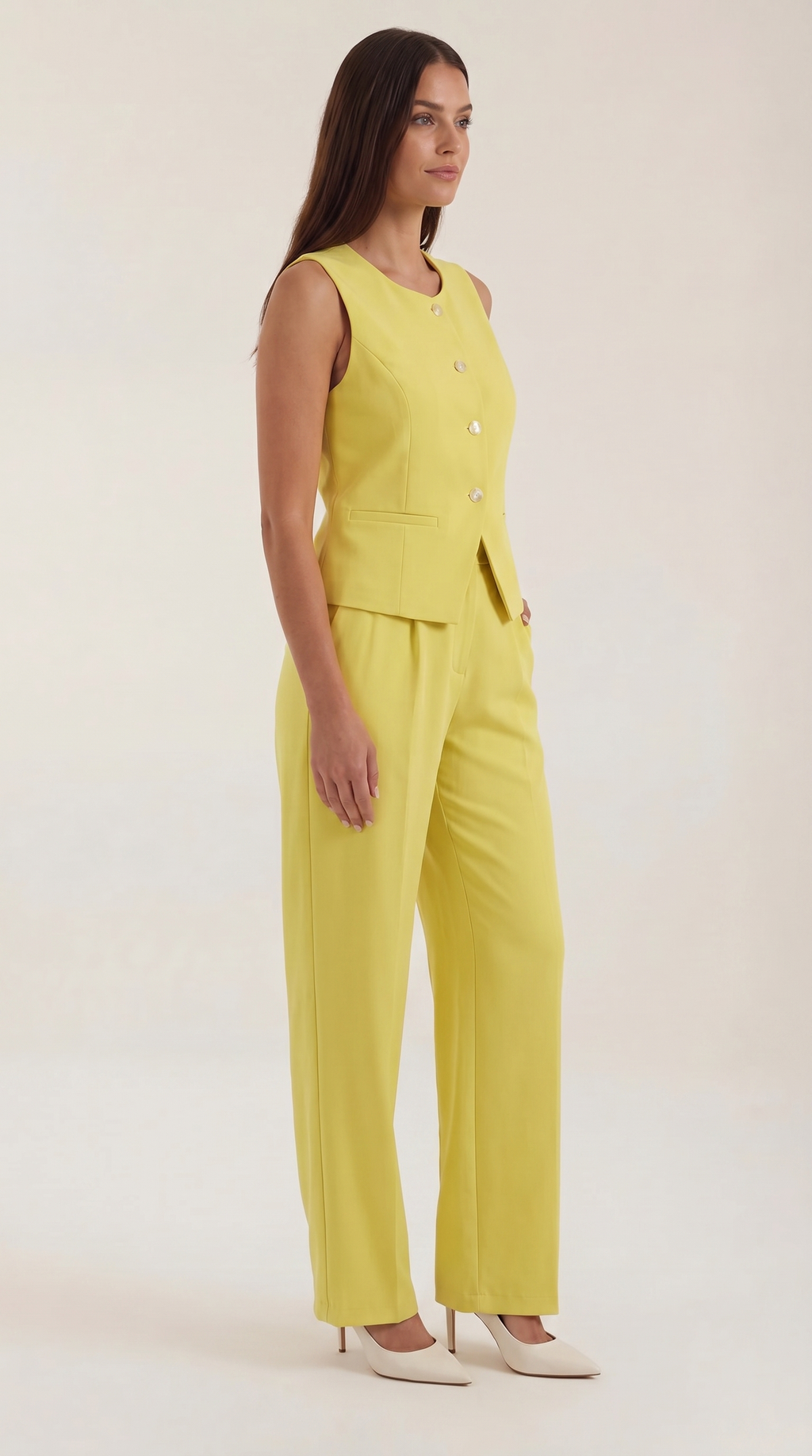 Conjunto Anita de Chaleco Entallado y Pantalón