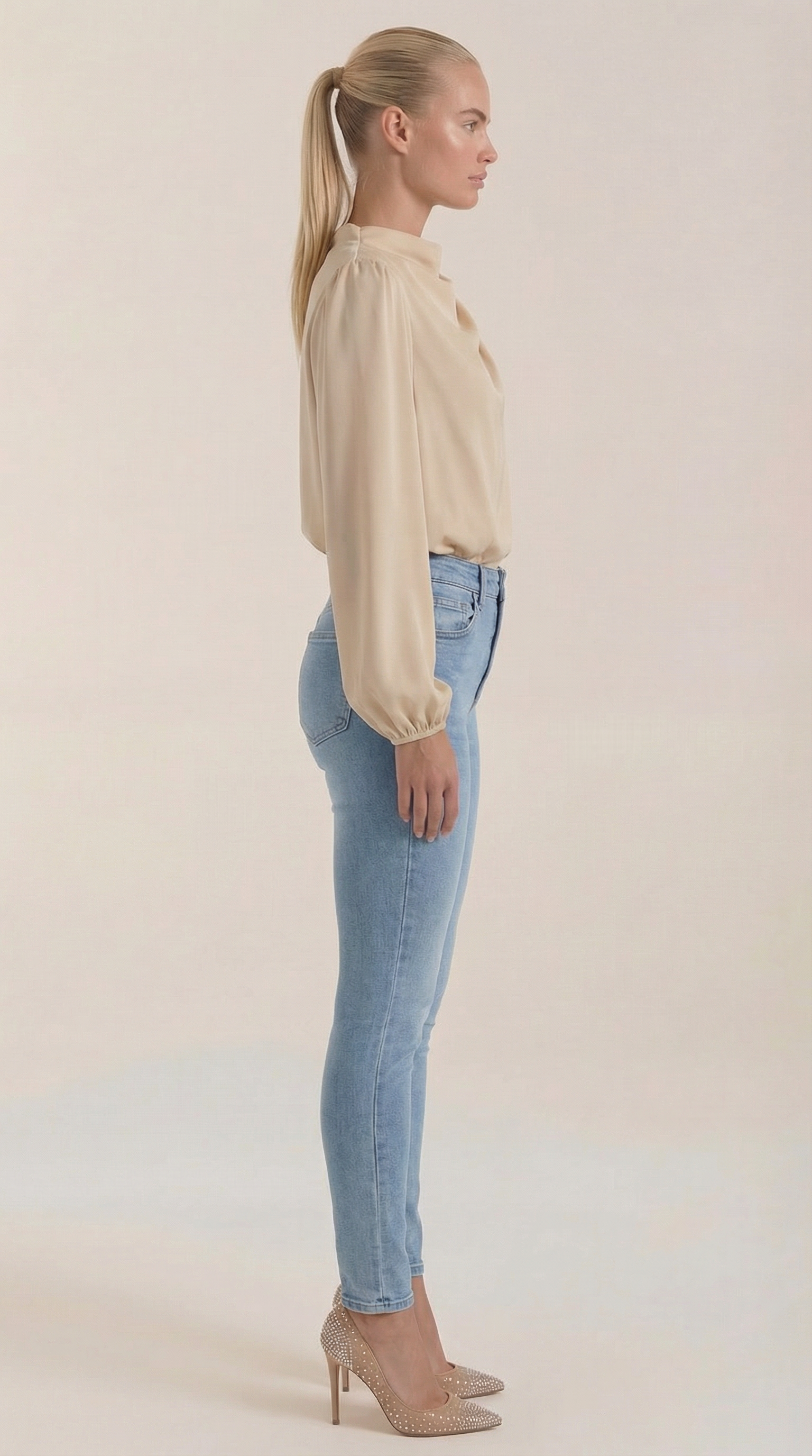 Blusa Marcia de Manga Larga Abullonada