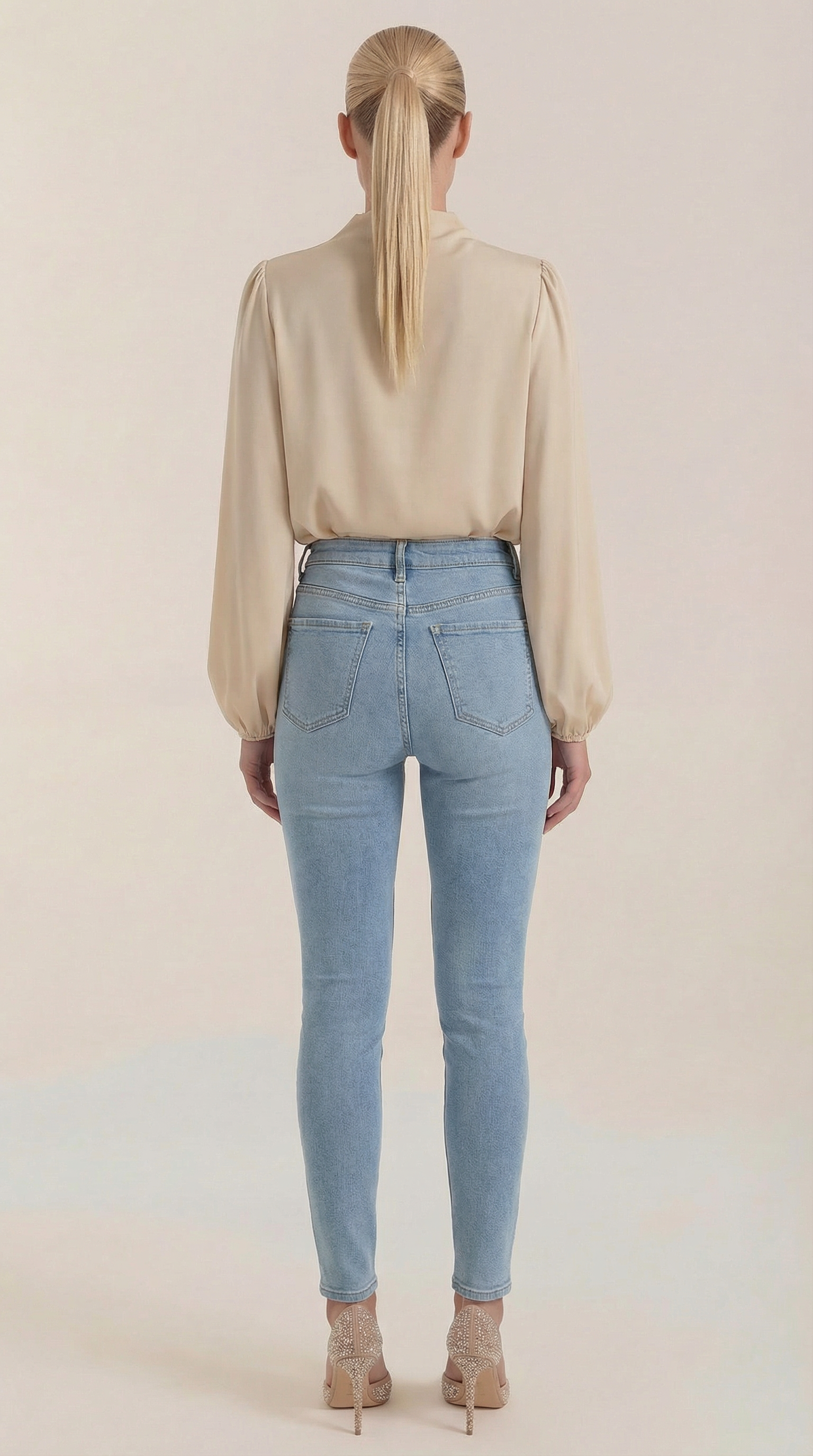 Blusa Marcia de Manga Larga Abullonada