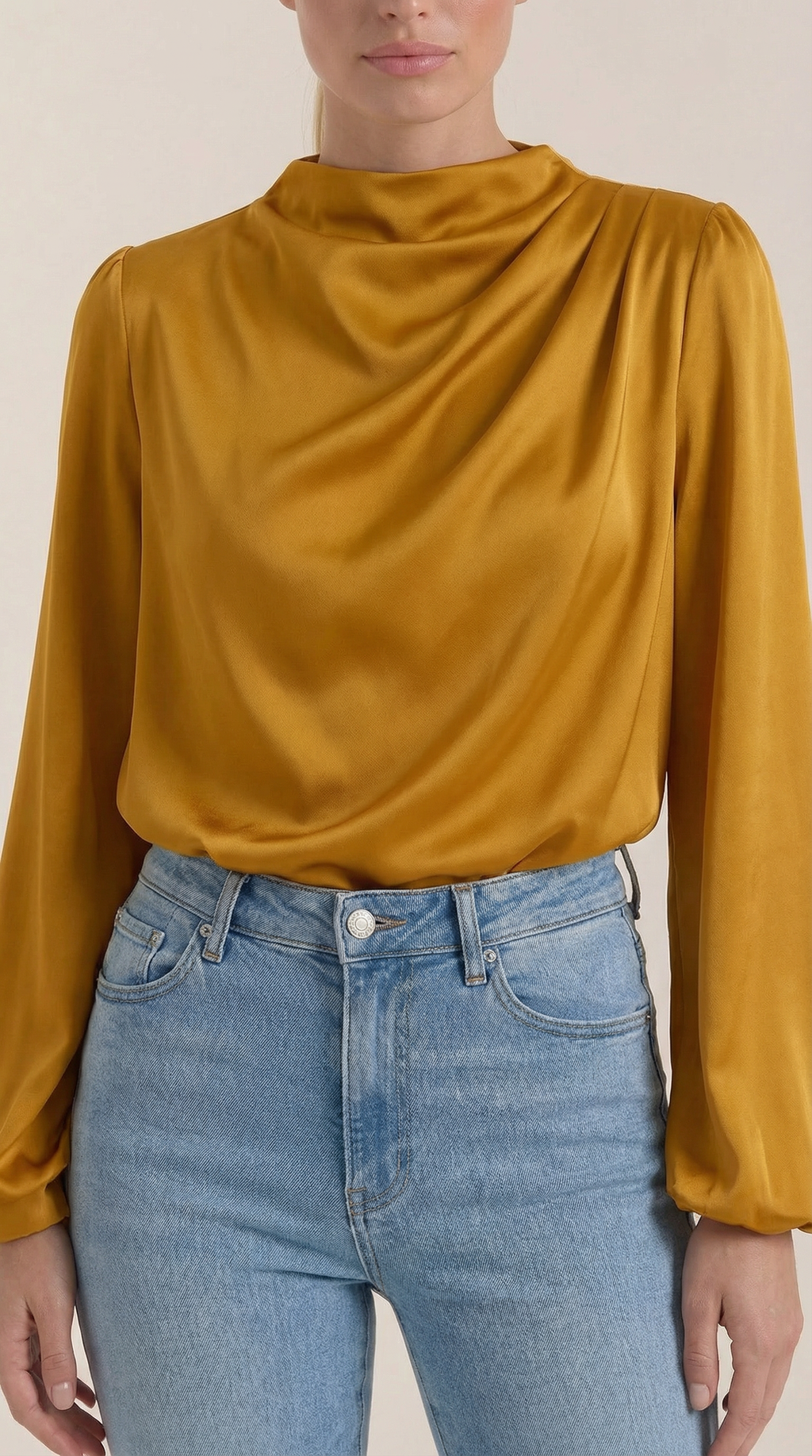 Blusa Marcia de Manga Larga Abullonada