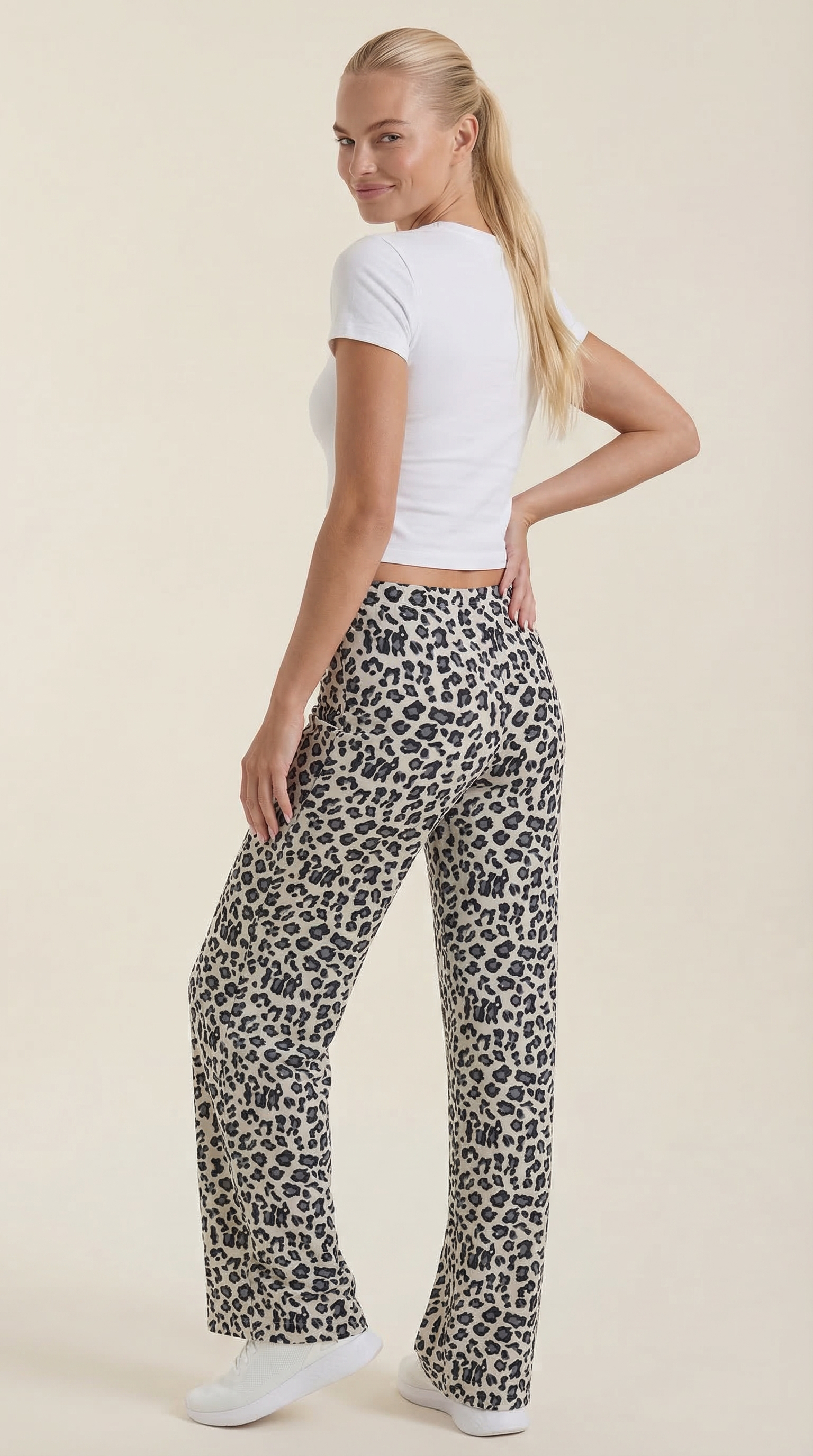 Pantalón Cleo con Estampado Leopardo