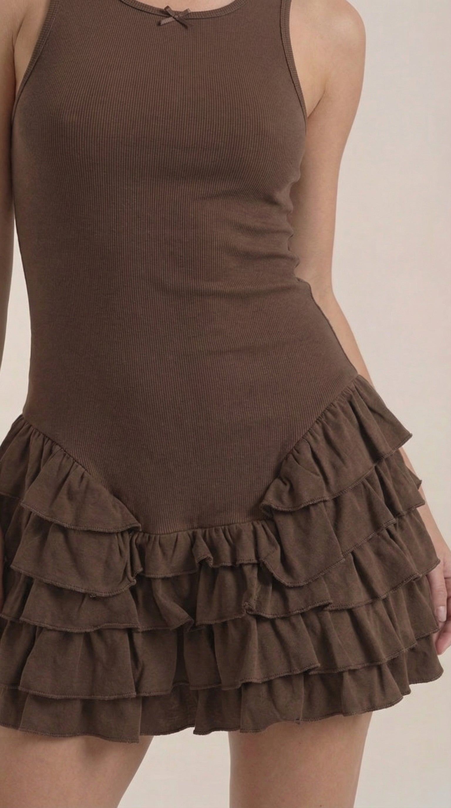 Vestido Mini Gwen con Falda de Volantes